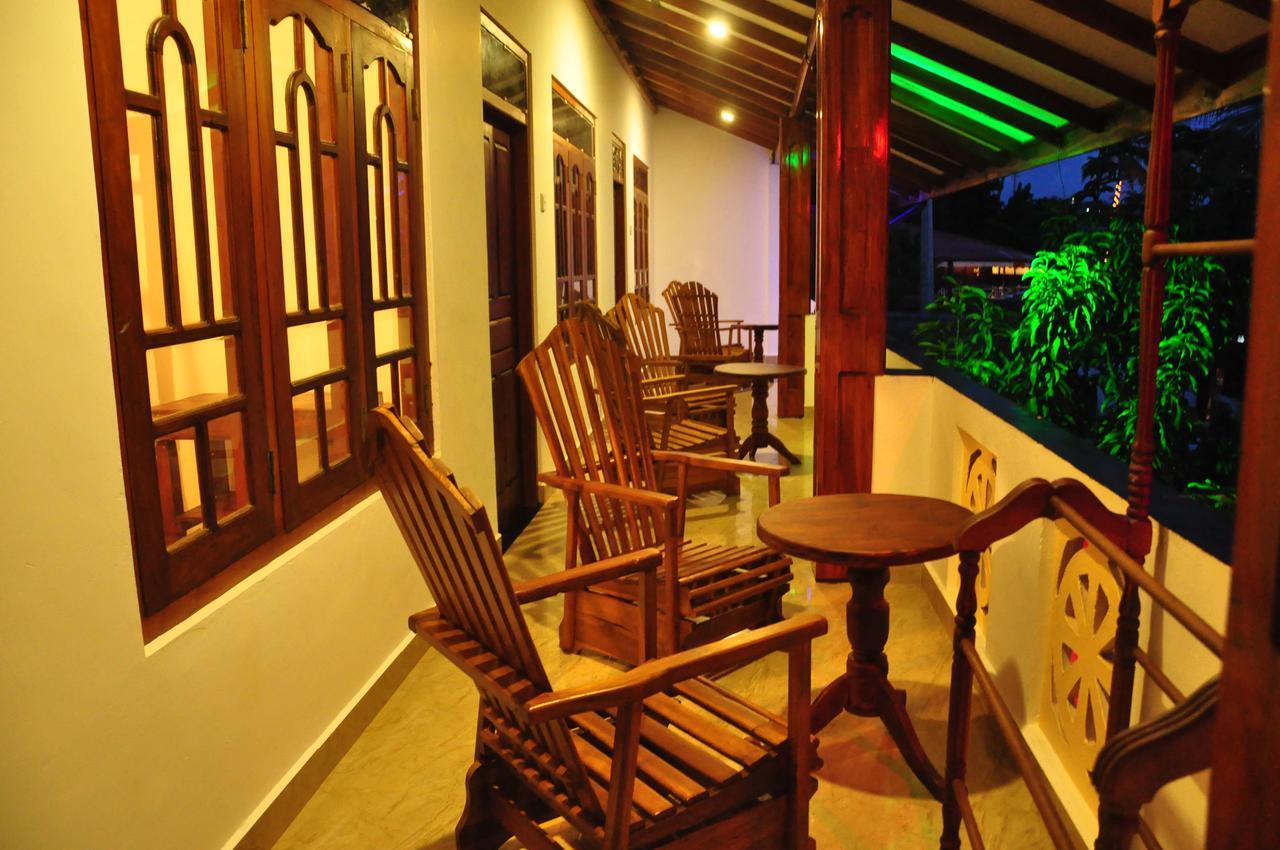 Hotel Mama's Place 3*