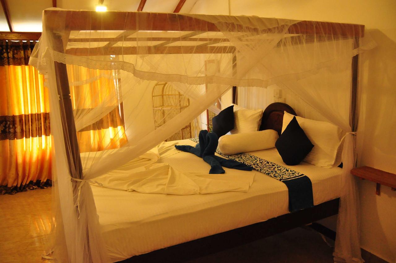 Hotel Mama's Place 3*